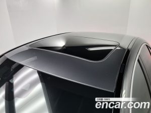 Mercedes-Benz C-Class C200 AMG Line 2021 года из Южной Кореи