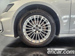 Audi A6 40 TDI Premium 2020 года из Южной Кореи