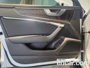 Audi A6 40 TDI Premium 2020 года из Южной Кореи