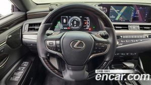 Lexus ES Executive 2021 года из Южной Кореи