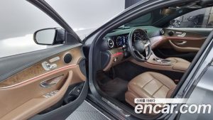 Mercedes-Benz E-Class E250 Exclusive 2021 года из Южной Кореи