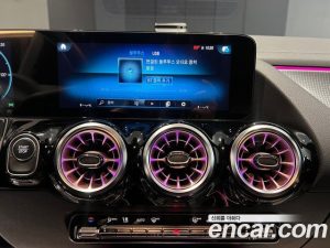 Mercedes-Benz EQA EQA250 2023 года из Южной Кореи