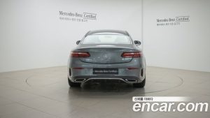 Mercedes-Benz E-Class E300d 4MATIC Coupe 2023 года из Южной Кореи