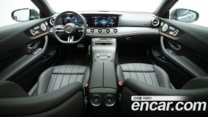 Mercedes-Benz E-Class E300d 4MATIC Coupe 2023 года из Южной Кореи