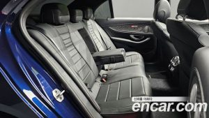 Mercedes-Benz E-Class E350 4MATIC AMG Line Edition 2021 года из Южной Кореи