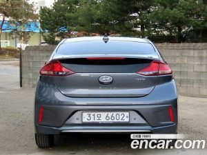 Hyundai Ioniq 1.6 HEV 2020 года из Южной Кореи