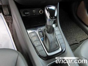 Hyundai Ioniq 1.6 HEV 2020 года из Южной Кореи