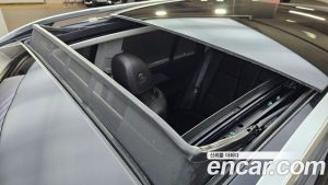 Mercedes-Benz GLE-Class GLE300d 4MATIC 2020 года из Южной Кореи