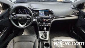 Hyundai AVANTE 1.6 2020 года из Южной Кореи