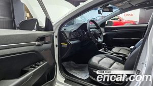 Hyundai AVANTE 1.6 2020 года из Южной Кореи