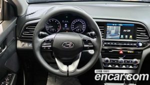 Hyundai AVANTE 1.6 2020 года из Южной Кореи