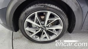 Kia Niro 1.6 HEV 2020 года из Южной Кореи