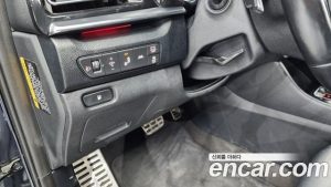 Kia Niro 1.6 HEV 2020 года из Южной Кореи