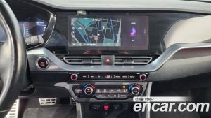 Kia Niro 1.6 HEV 2020 года из Южной Кореи