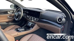 Mercedes-Benz E-Class E450 4MATIC Exclusive 2023 года из Южной Кореи
