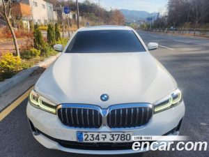BMW 5-Series 523d Luxury 2021 года из Южной Кореи