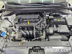 Hyundai AVANTE 1.6 2020 года из Южной Кореи