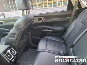 Kia Sorento Дизель 2.2 2WD 2021 года из Южной Кореи