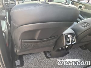 Kia Sorento Дизель 2.2 2WD 2021 года из Южной Кореи