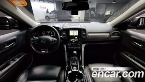 Renault-KoreaSamsung QM6 2.0 GDe Premiere 2WD 2020 года из Южной Кореи
