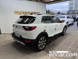 Kia Stonic 1.4 2019 года из Южной Кореи