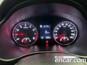 Kia Stonic 1.4 2019 года из Южной Кореи