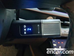 Hyundai Grandeur Calligraphy 2023 года из Южной Кореи