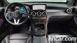 Mercedes-Benz GLC-Class GLC300 4MATIC 2020 года из Южной Кореи