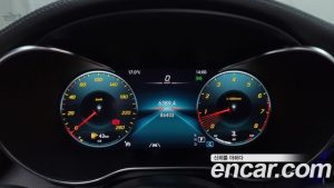 Mercedes-Benz GLC-Class GLC300 4MATIC 2020 года из Южной Кореи