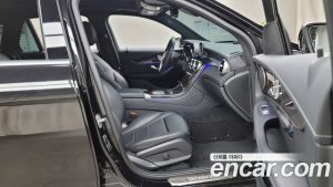 Mercedes-Benz GLC-Class GLC300 4MATIC 2020 года из Южной Кореи