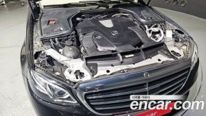 Mercedes-Benz E-Class E450 4MATIC Exclusive 2020 года из Южной Кореи