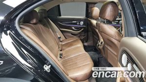 Mercedes-Benz E-Class E450 4MATIC Exclusive 2020 года из Южной Кореи