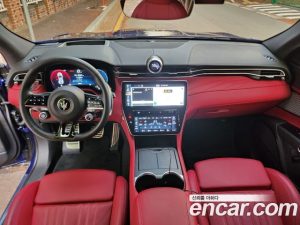 Maserati Grecale 2.0 AWD GT Type P 2023 года из Южной Кореи