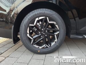 Kia Carnival Бензин 9-Seater Noblesse 2024 года из Южной Кореи