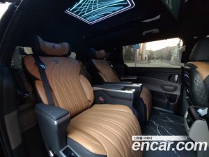 Kia Carnival Бензин 9-Seater Noblesse 2024 года из Южной Кореи