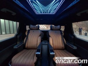 Kia Carnival Бензин 9-Seater Noblesse 2024 года из Южной Кореи
