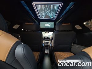 Kia Carnival Бензин 9-Seater Noblesse 2024 года из Южной Кореи