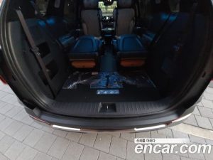 Kia Carnival Бензин 9-Seater Noblesse 2024 года из Южной Кореи