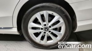 Mercedes-Benz C-Class C200 Avantgarde 2020 года из Южной Кореи