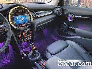 Mini Cooper 5Door HIGH 2020 года из Южной Кореи
