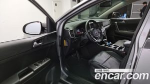 Kia Sportage Дизель 2.0 2WD 2020 года из Южной Кореи