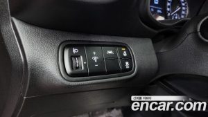 Hyundai Venue 1.6 Flux 2021 года из Южной Кореи