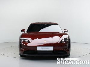 Porsche Taycan Base 2023 года из Южной Кореи