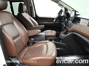 Hyundai Starex Urban 9-Seater 2019 года из Южной Кореи