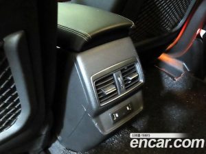 Renault-KoreaSamsung QM6 1.7 dCi RE Signature 2WD 2020 года из Южной Кореи
