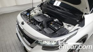 Kia Seltos Бензин 1.6 Turbo 4WD 2020 года из Южной Кореи