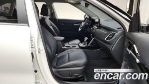 Kia Seltos Бензин 1.6 Turbo 4WD 2020 года из Южной Кореи