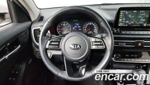 Kia Seltos Бензин 1.6 Turbo 4WD 2020 года из Южной Кореи