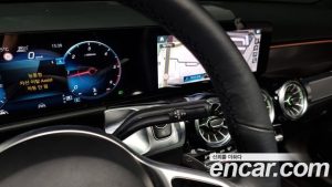 Mercedes-Benz GLB-Class GLB200 d 2023 года из Южной Кореи