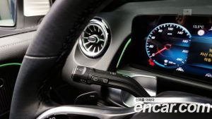 Mercedes-Benz GLB-Class GLB200 d 2023 года из Южной Кореи